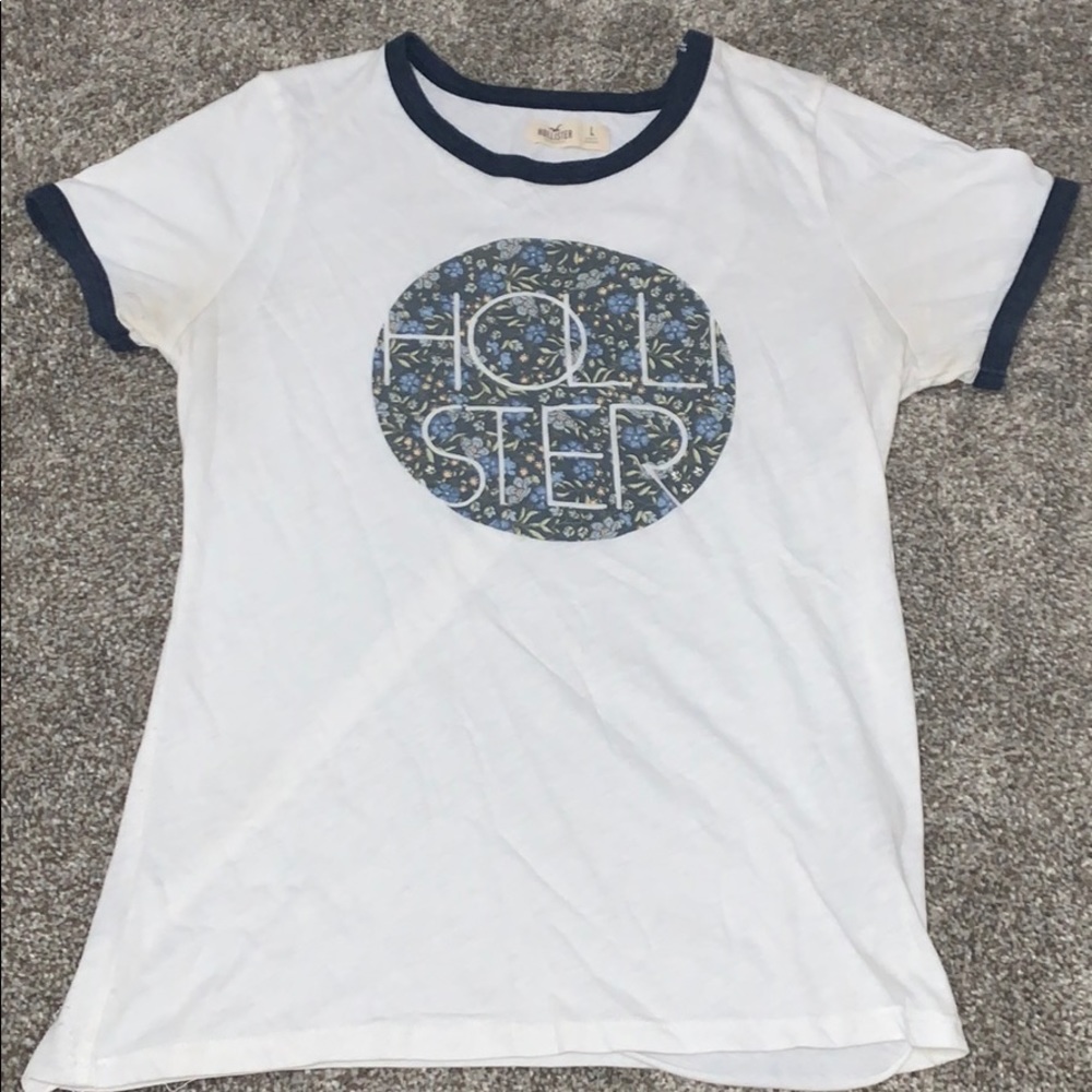 Hollister T-shirt